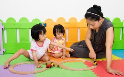 Raising Bilingual Kids: Can Two Languages Affect Language Development?