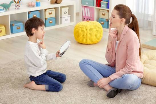 8 Ways Speech Therapy Helps Children with Autism Spectrum Disorder in Toronto Communicate Better